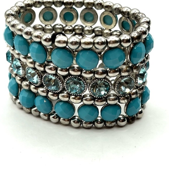 Sparkly Crystal & Blue Wide Stretch Cuff Bracelet Silver-tone Blues 2” wide - Picture 7 of 8